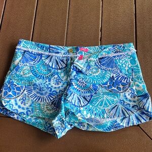 Lilly Pulitzer Adie Short Turquoise Oasis Half Shell Metallic 10
